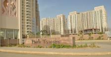 Semi Furnished 4 BHk Apartments for Rent In DLF Park Place